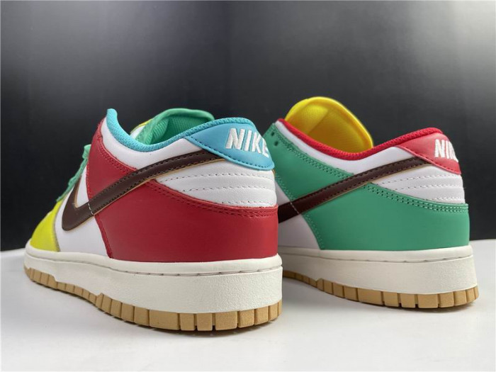 Nike Dunk SB Low “Free 99” DH0952-100