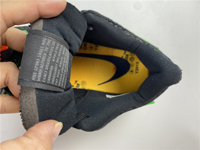 OFF WHITE NIKE AIR RUBBER DUNK “GREEN STRIKE" CU6015-001