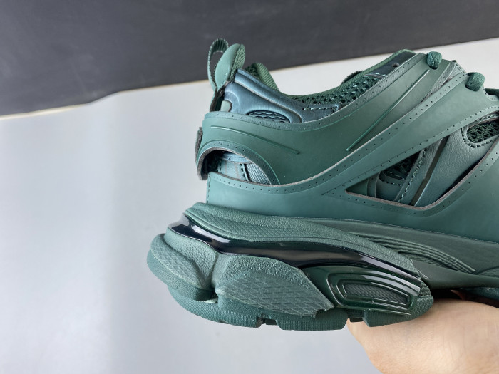 BLCG Track 3.0 542023 W2LA1 3004