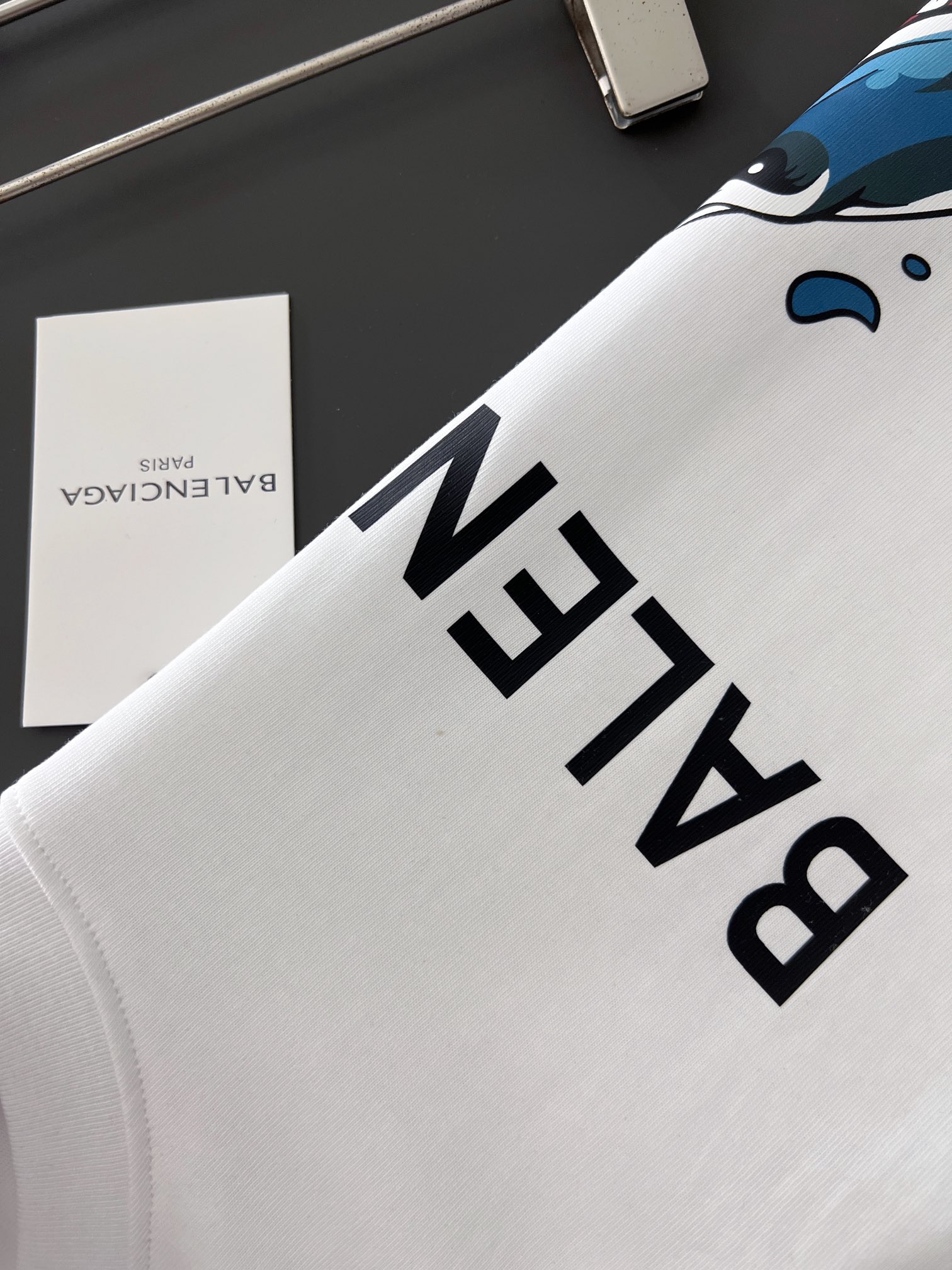 Ba*len*cia*ga t-shirts