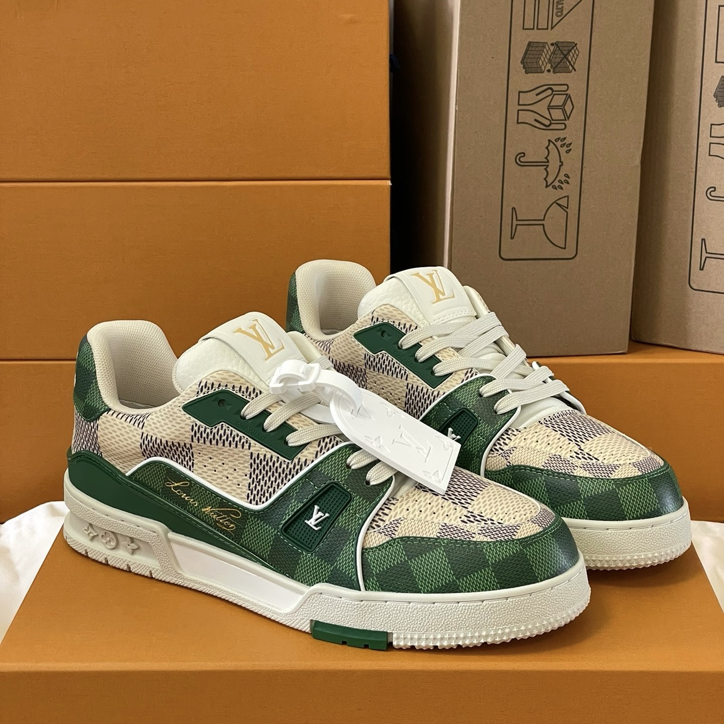 Loui Vuitto TRAINER SNEAKER