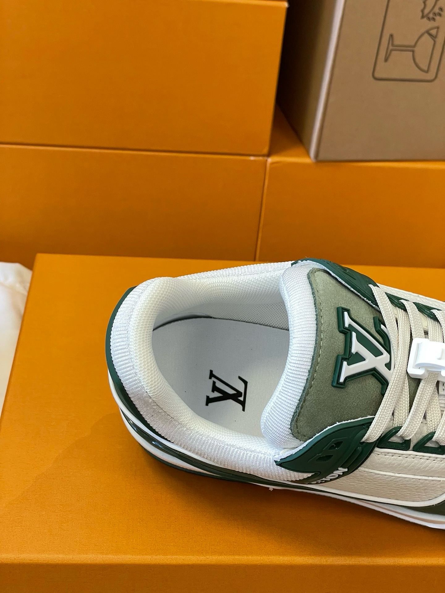 Loui Vuitto TRAINER SNEAKER